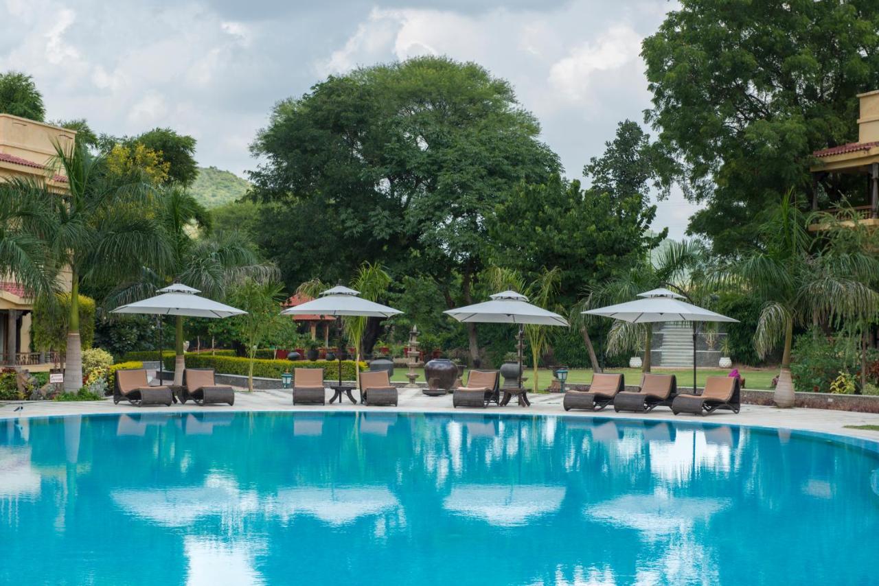 The Royal Retreat Resort & Spa Udaipur Exterior foto