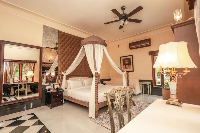The Royal Retreat Resort & Spa Udaipur Exterior foto