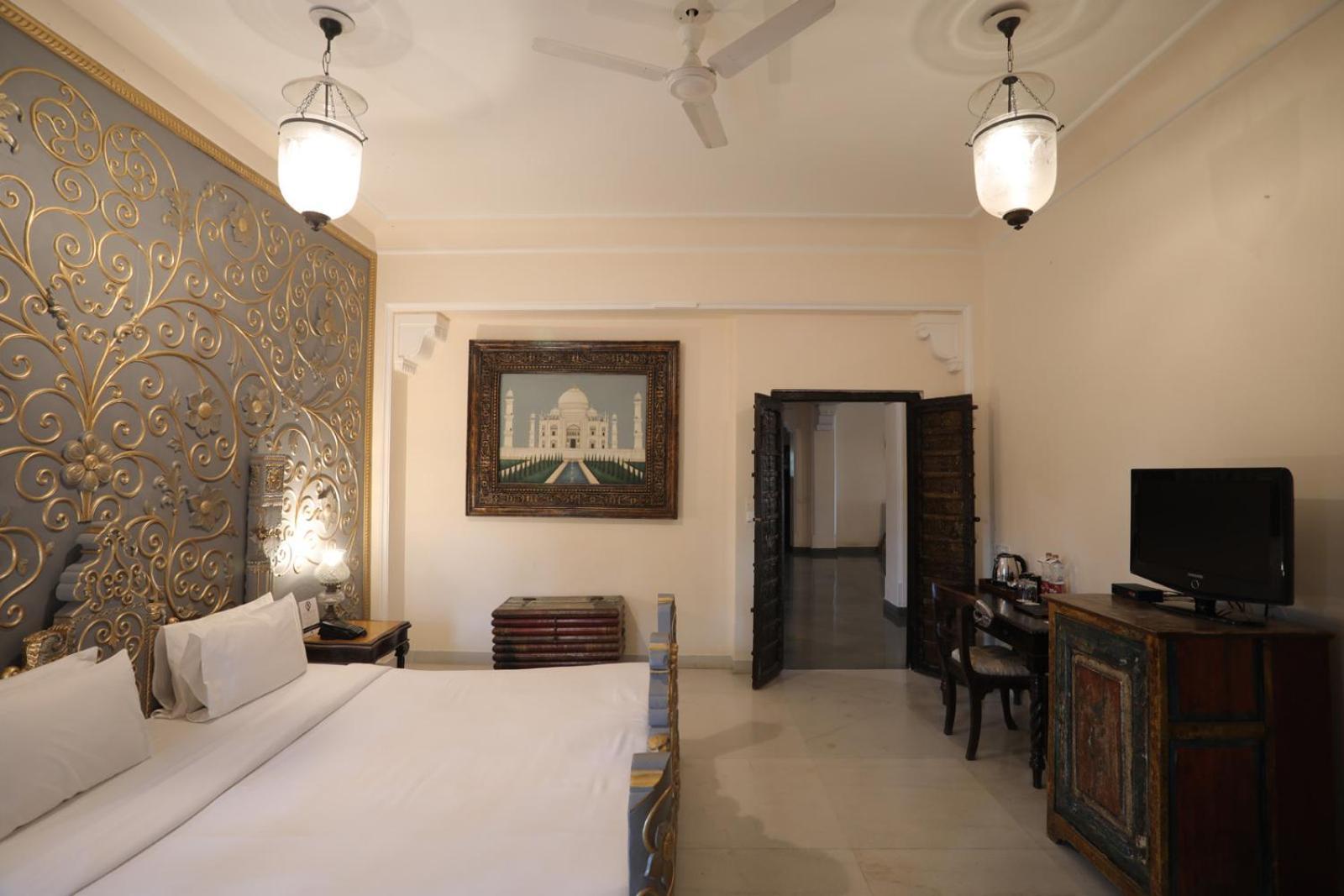 The Royal Retreat Resort & Spa Udaipur Exterior foto