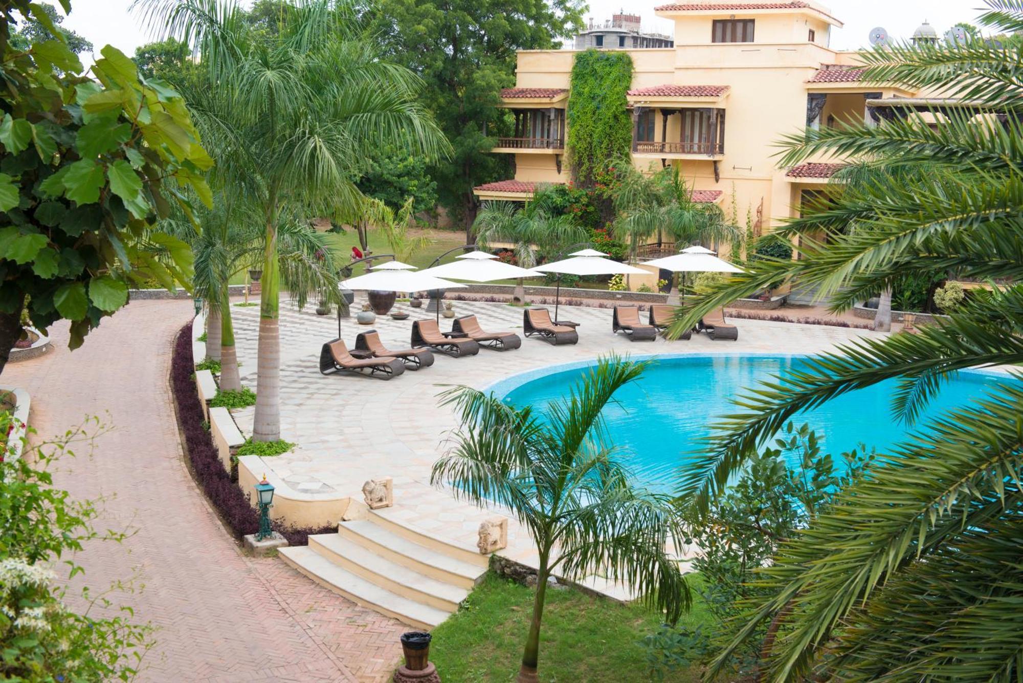 The Royal Retreat Resort & Spa Udaipur Exterior foto
