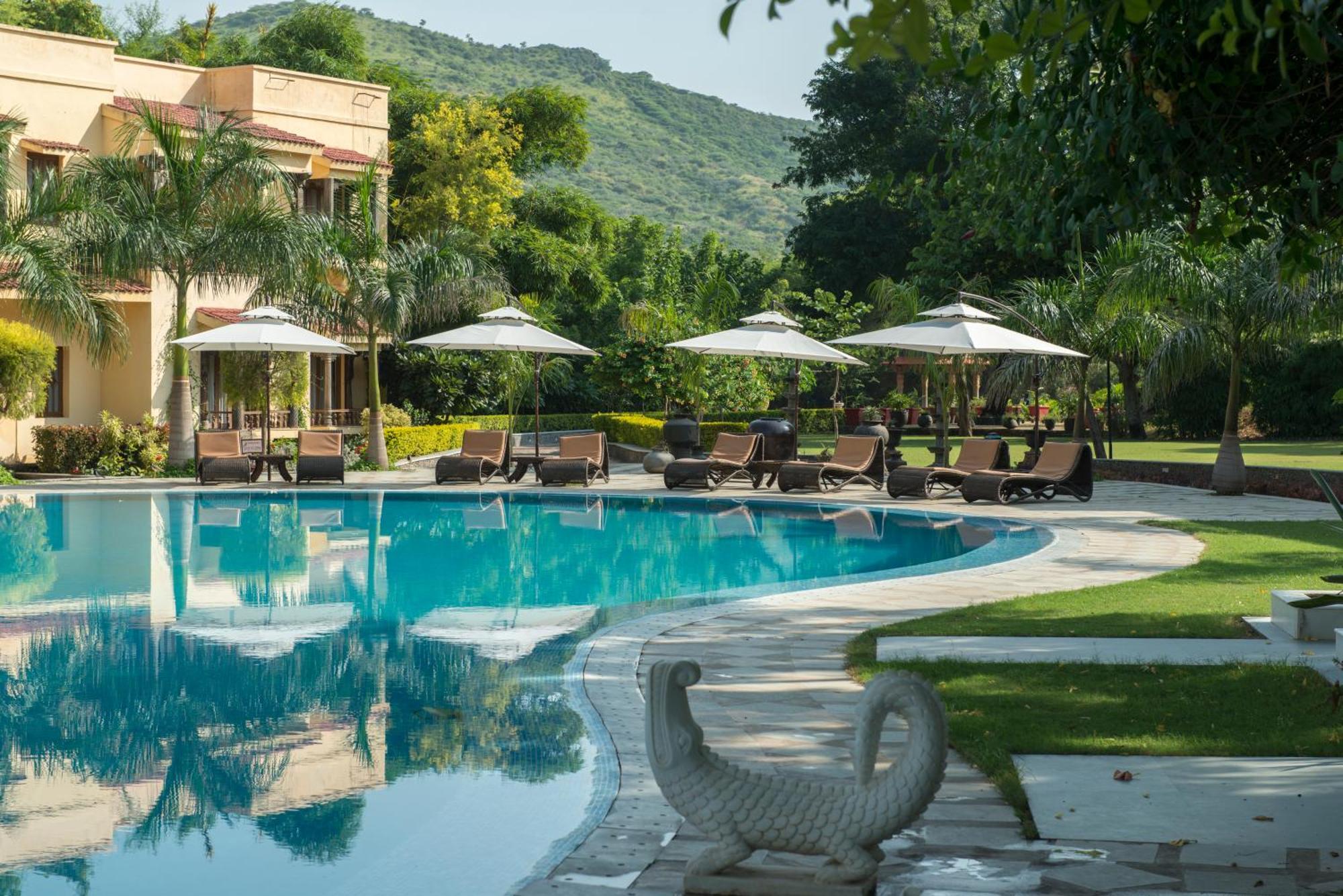 The Royal Retreat Resort & Spa Udaipur Exterior foto