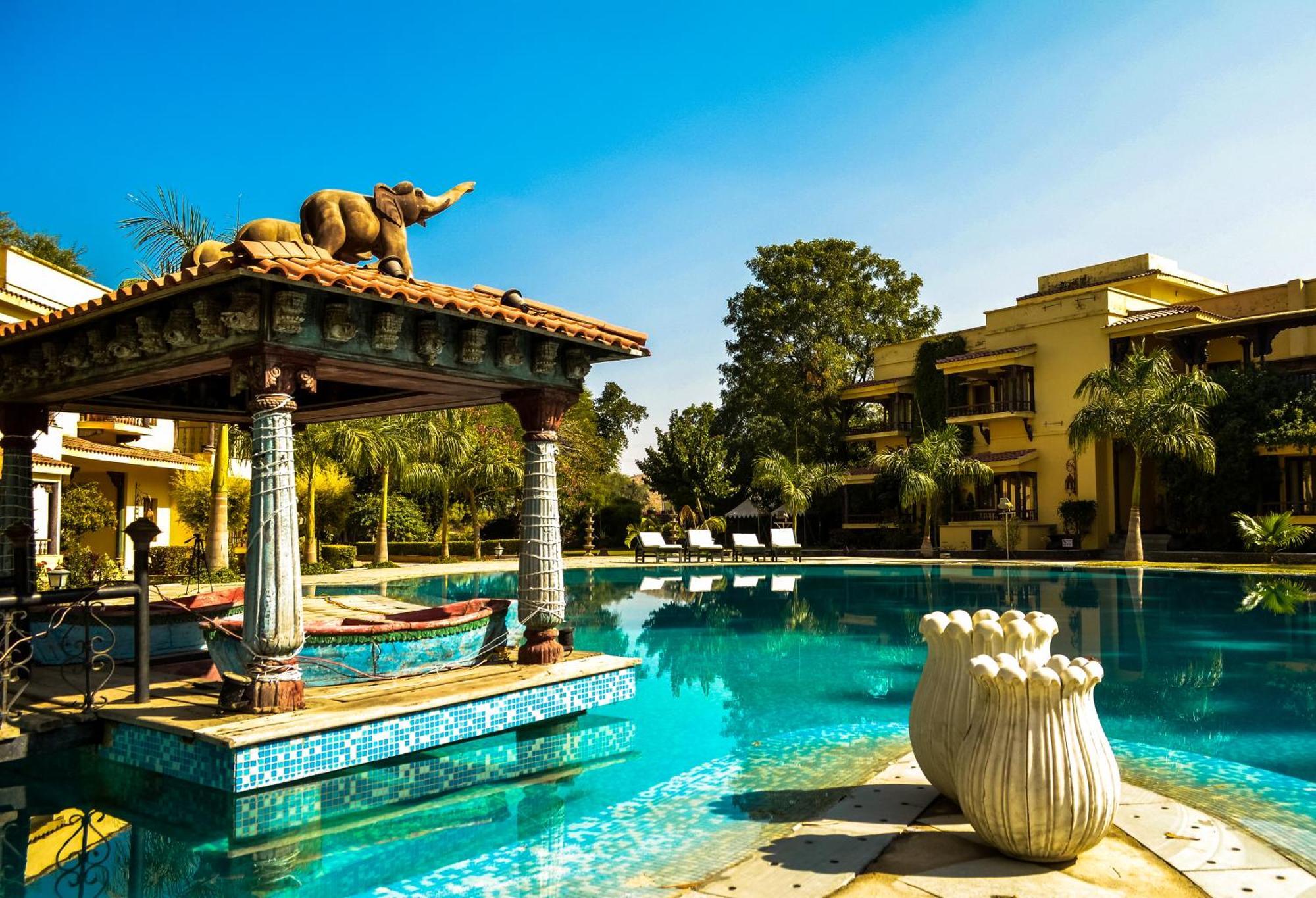 The Royal Retreat Resort & Spa Udaipur Exterior foto