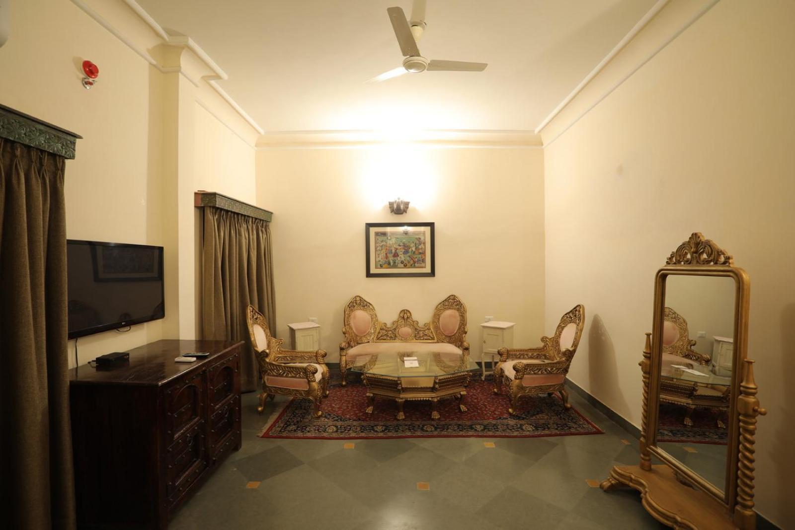 The Royal Retreat Resort & Spa Udaipur Exterior foto