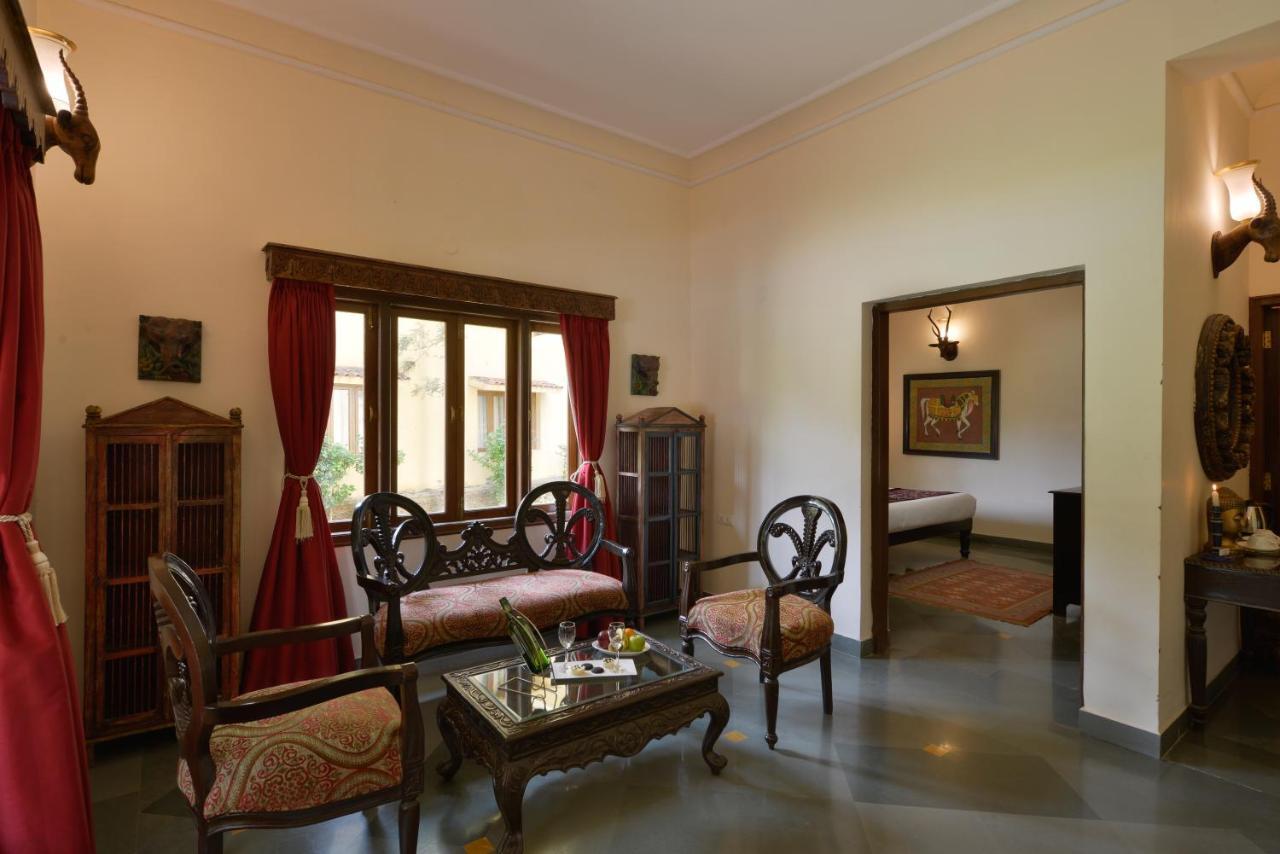 The Royal Retreat Resort & Spa Udaipur Exterior foto